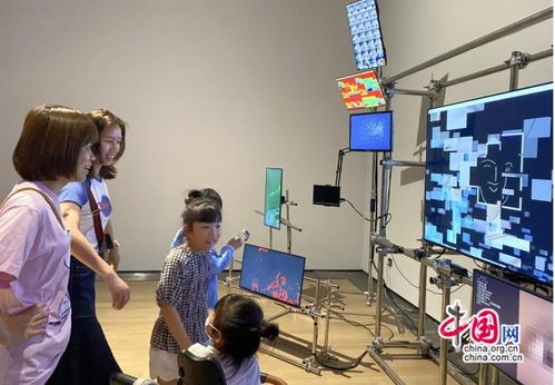 科技 与 艺术 跨界融合 电子科大携手四川美院举行这场活动